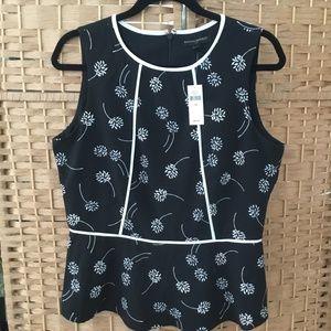 Ladies Banana Republic Sleeveless Top